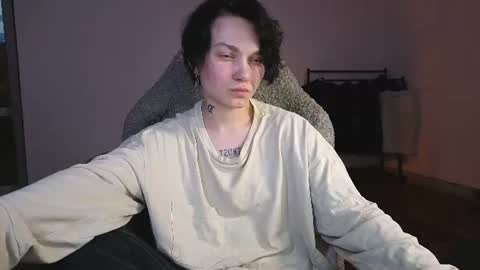 esajukyy online show from 06/13/26, 03:43