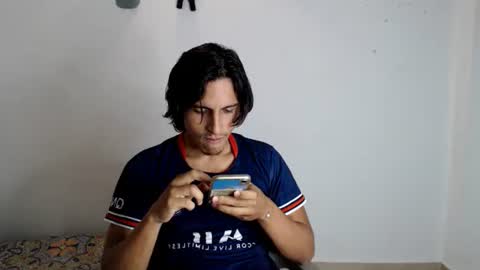 Snapshot of escanor_legendary chatting on 09/17/25, 01:07 Scanor online show from 09/17/25, 01:07