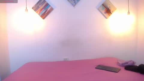 Scarlett online show from 11/05/25, 03:17