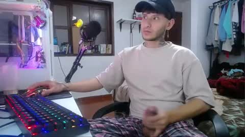 Esteban online show from 12/29/24, 05:01