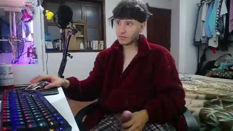 Esteban online show from 12/31/24, 09:21