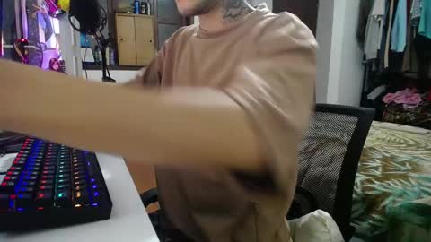 Esteban online show from 01/14/25, 05:30