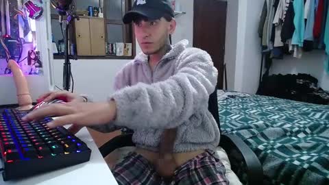 Esteban online show from 01/21/25, 08:41