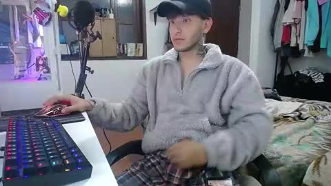 Esteban online show from 01/24/25, 06:03