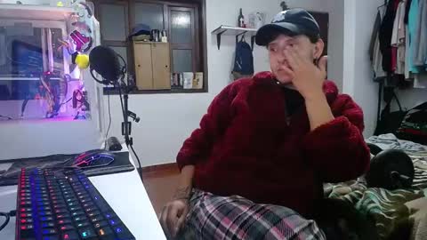 Esteban online show from 01/25/25, 06:12