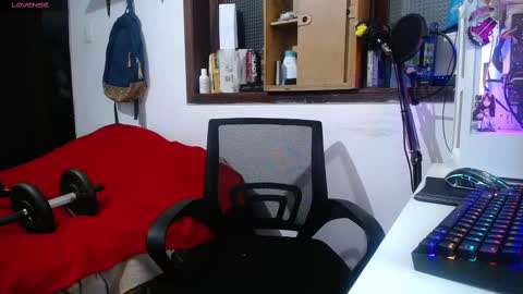 Esteban online show from 02/16/25, 09:26