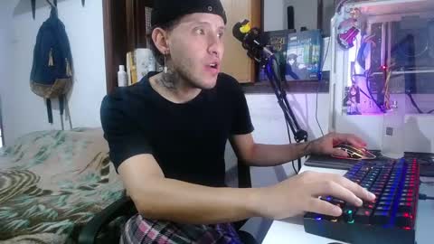 Esteban online show from 02/26/25, 08:11