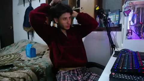 Esteban online show from 03/04/25, 06:26