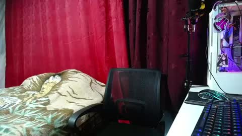 Esteban online show from 03/12/25, 05:13