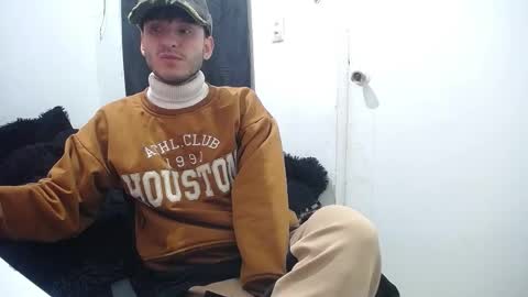 Esteban online show from 09/08/25, 05:34