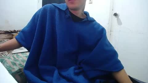 Esteban online show from 10/08/25, 06:05
