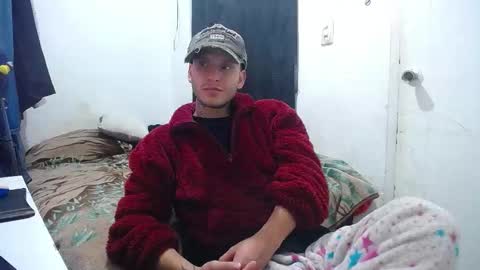 Esteban online show from 10/15/25, 06:41