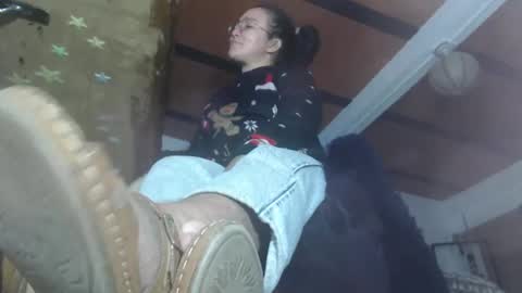 Snapshot of eskelaswd chatting on 12/09/24, 04:12 Eskela911 online show from 12/09/24, 04:12