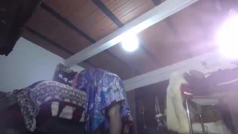 Snapshot of eskelaswd chatting on 12/21/24, 01:47 Eskela911 online show from 12/21/24, 01:47