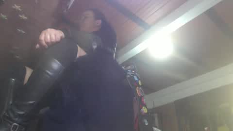 Snapshot of eskelaswd chatting on 01/05/25, 03:00 Eskela911 online show from 01/05/25, 03:00