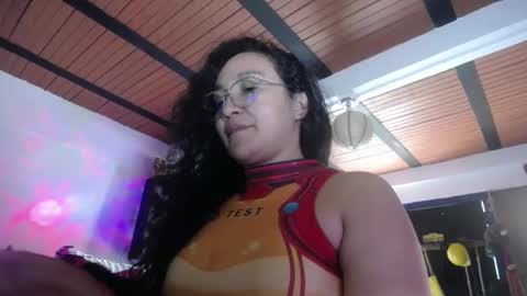 Snapshot of eskelaswd chatting on 01/16/25, 04:18 Eskela911 online show from 01/16/25, 04:18