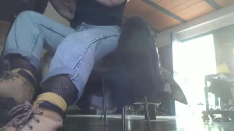 Snapshot of eskelaswd chatting on 02/03/25, 04:31 Eskela911 online show from 02/03/25, 04:31