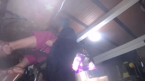 Snapshot of eskelaswd chatting on 02/26/25, 02:15 Eskela911 online show from 02/26/25, 02:15