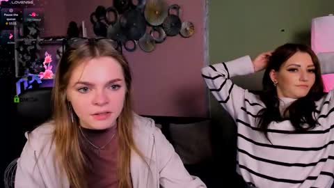 esma_shine online show from 11/09/25, 08:18