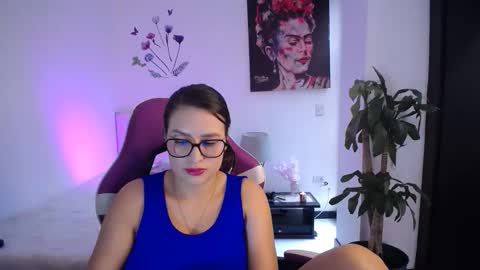 Esmeralda online show from 03/01/26, 07:16