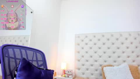 esmeralda  online show from 06/04/26, 02:12