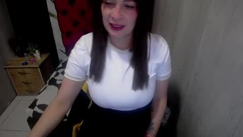 esmeralda black online show from 06/23/26, 03:48