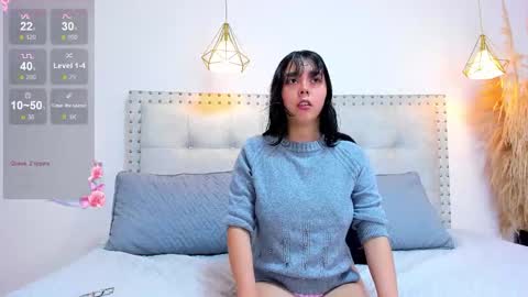 Snapshot of esmeralda_cutes chatting on 12/04/25, 07:55 Esmeralda online show from 12/04/25, 07:55