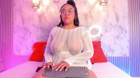 esmeralda online show from 02/19/25, 09:28