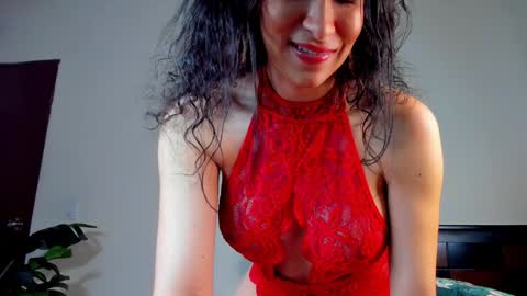 K E Y R A  independent model  online show from 12/20/24, 03:47