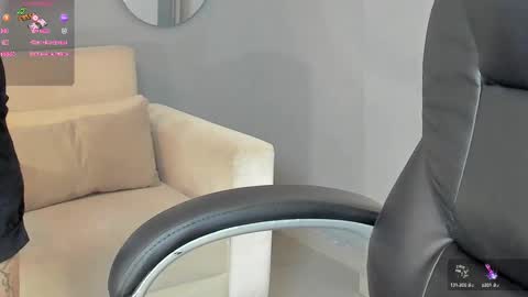 Snapshot of esmeraldagracex chatting on 09/15/25, 01:49 Esmeralda Grace online show from 09/15/25, 01:49