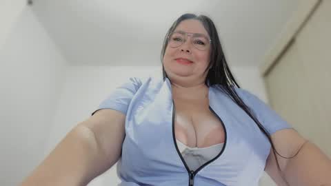 Esmeralda online show from 02/03/25, 09:29