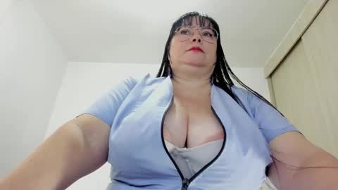 Esmeralda online show from 03/04/25, 12:33