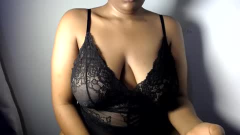 Esme online show from 06/27/26, 11:10
