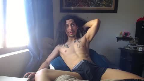 Esnider online show from 01/29/25, 09:07