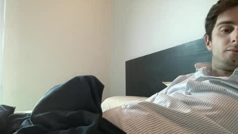 Snapshot of esoog15 chatting on 07/04/26, 06:36 esoog15 online show from 07/04/26, 06:36