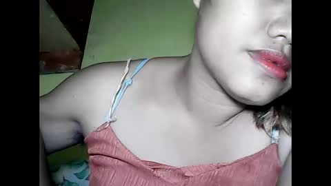 especialgirl_28 online show from 12/24/24, 03:47