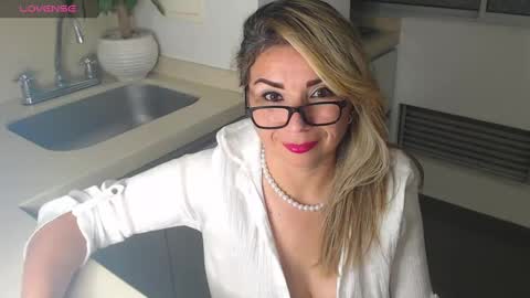 Juliana online show from 01/06/25, 11:52