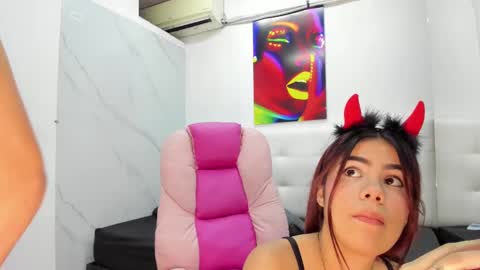 esperanzaandjey online show from 03/07/25, 10:43