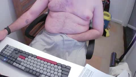 Snapshot of essex_wild chatting on 11/04/25, 09:14 Morph online show from 11/04/25, 09:14