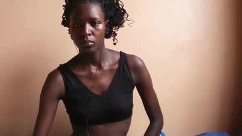 Eddah online show from 10/23/25, 01:54