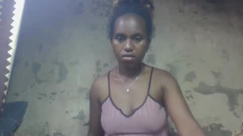 estanie online show from 09/27/25, 07:46