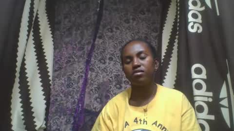 estanie online show from 10/26/25, 07:20