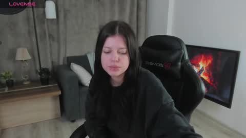 Snapshot of este_ria chatting on 12/04/24, 03:26 esteria online show from 12/04/24, 03:26