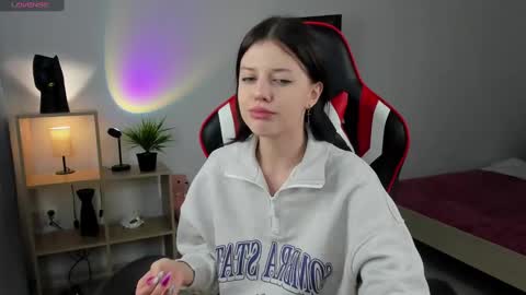 Snapshot of este_ria chatting on 12/10/24, 05:33 esteria online show from 12/10/24, 05:33