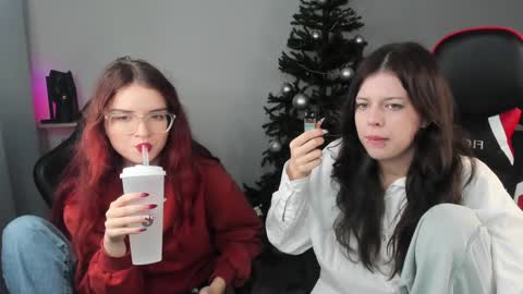 Snapshot of este_ria chatting on 12/23/24, 09:08 esteria online show from 12/23/24, 09:08