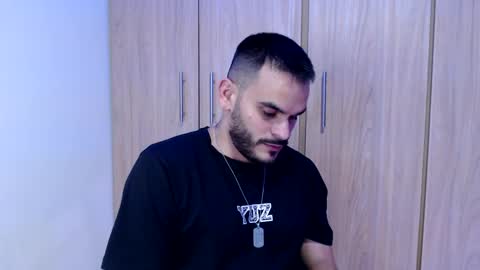 Snapshot of esteban_fer chatting on 12/16/24, 05:38 Esteban Fernandez online show from 12/16/24, 05:38