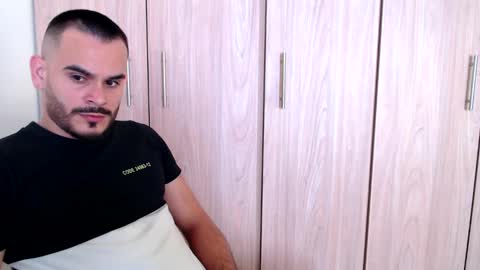 Snapshot of esteban_fer chatting on 02/06/25, 04:03 Esteban Fernandez online show from 02/06/25, 04:03