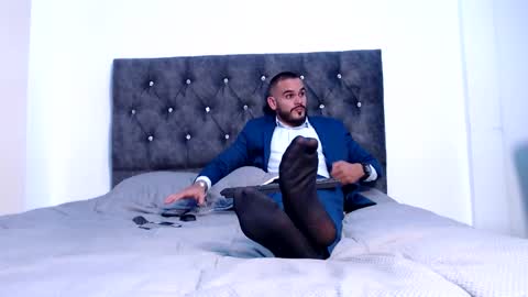 Snapshot of esteban_fer chatting on 09/08/25, 03:00 Esteban Fernandez online show from 09/08/25, 03:00