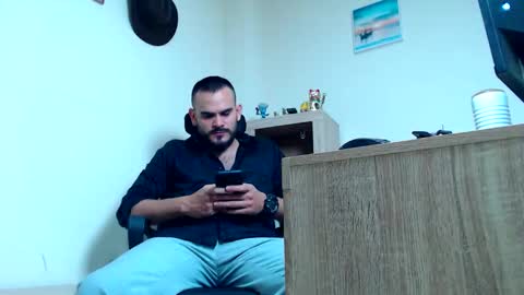 Esteban Fernandez online show from 02/22/26, 03:29