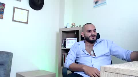 Esteban Fernandez online show from 06/12/26, 06:12
